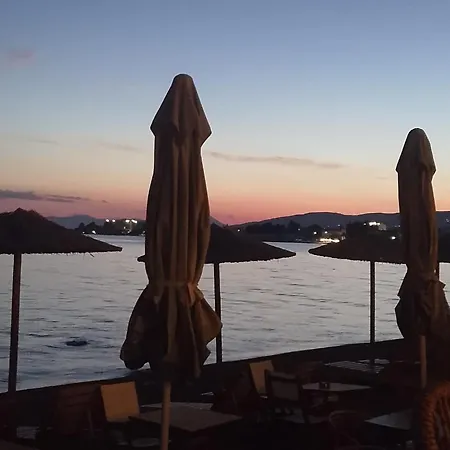 Alice House 1 Appartamento Amarynthos